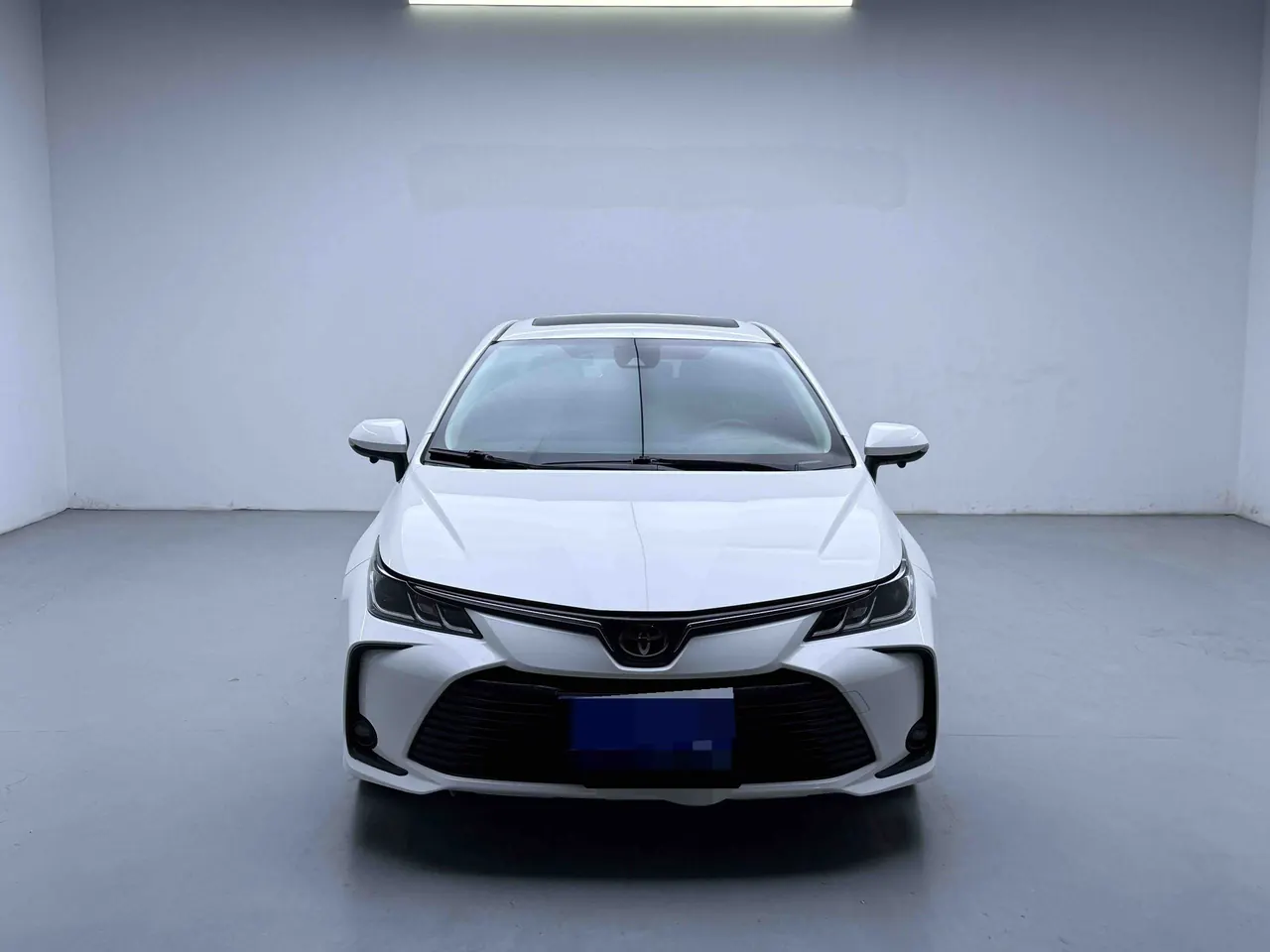 Toyota 2021 corolla 1.2T stepless elite PLUS version of automatic gear 2
