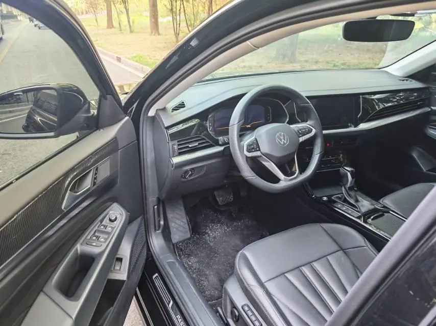 Volkswagen 2025 Passat 2.0TSI 380TSI Subut Longteng Edition Automatic Gear 4