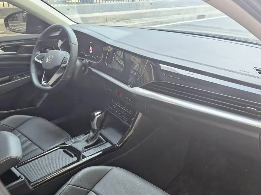 Volkswagen 2025 Passat 2.0TSI 380TSI Subut Longteng Edition Automatic Gear 5