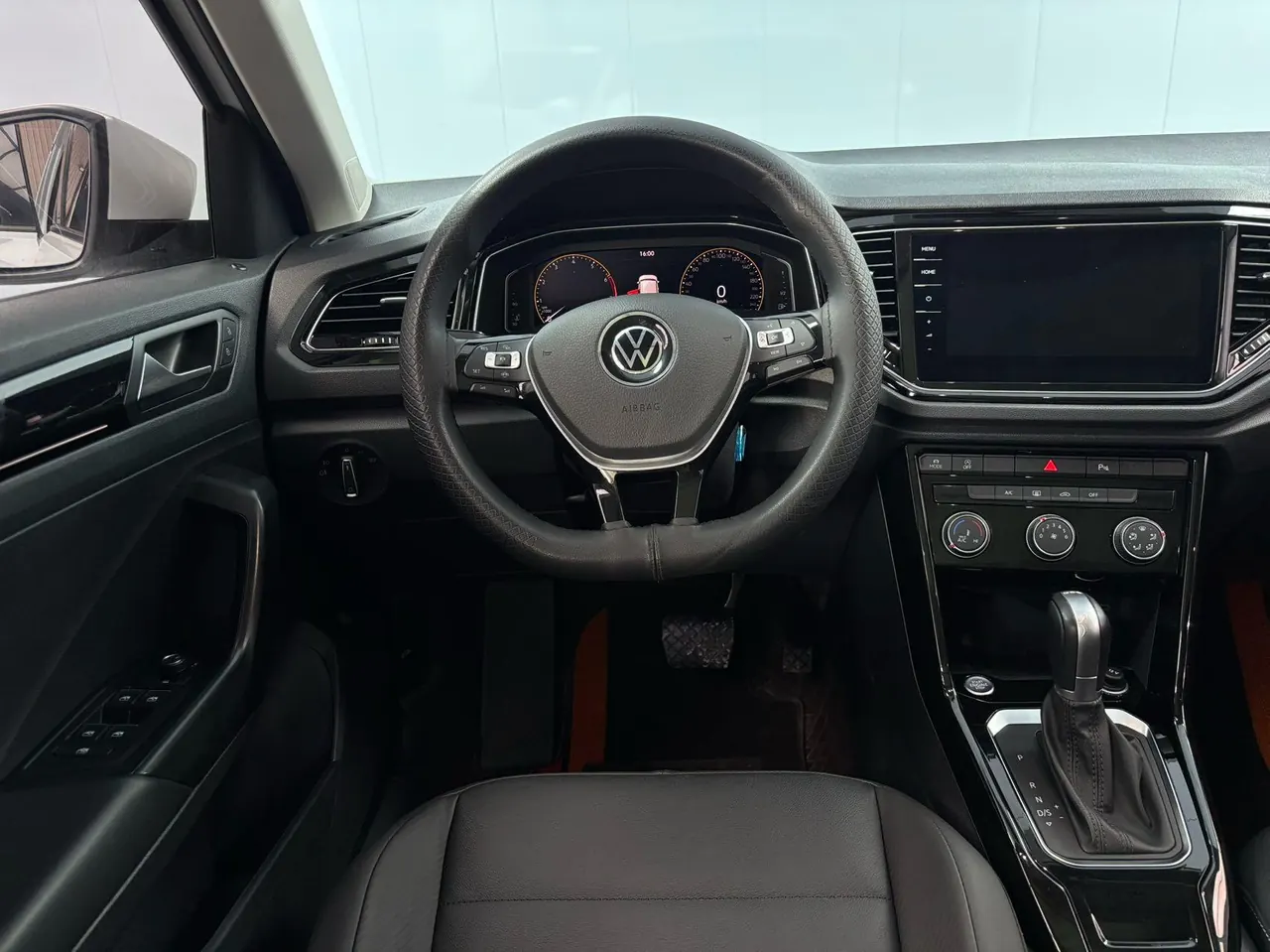 Volkswagen 2022 Tange 1.4TSI 280TSI Two-Drive Comfortable PLUS Automatic Gear 6