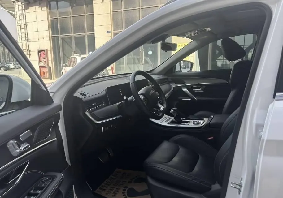 Jetour 2021 X70 PLUS 1.5T Mountain 7 Automatic Gear 5