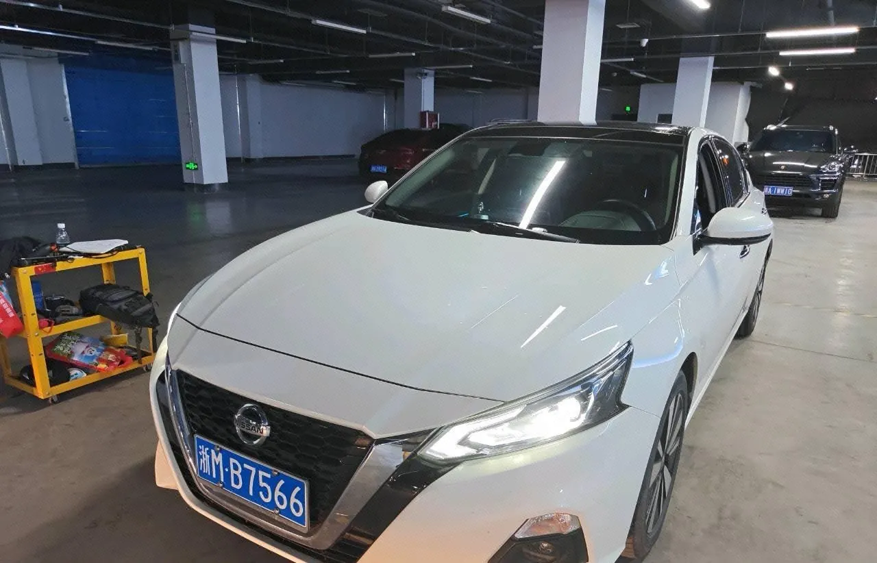 Open image lightbox: Nissan 2021 Teana 2.0 Stepless XL Comfort Edition Automatic Gear