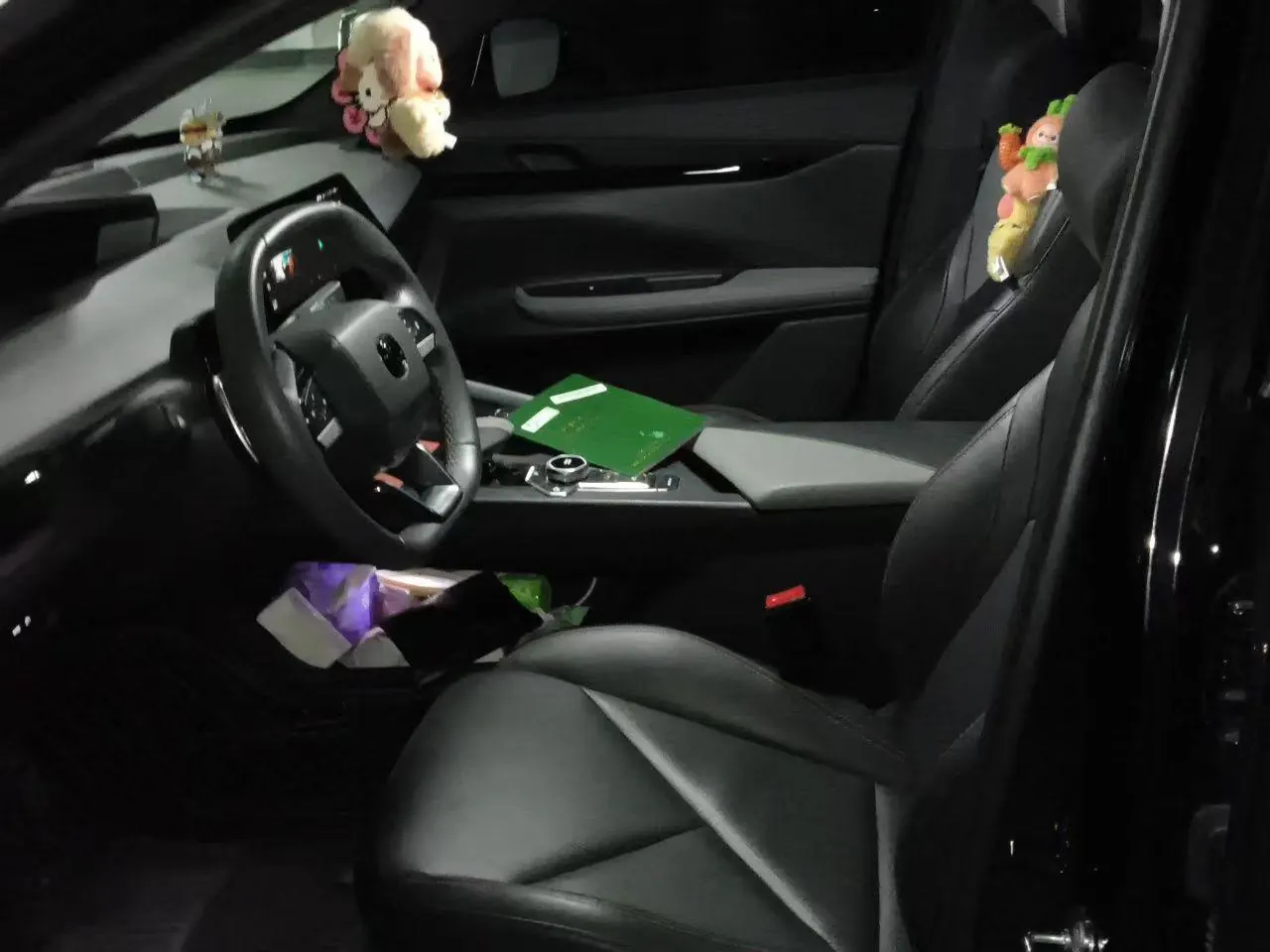 ChangAn 2022 UNI-V 1.5T honorable automatic gear 5