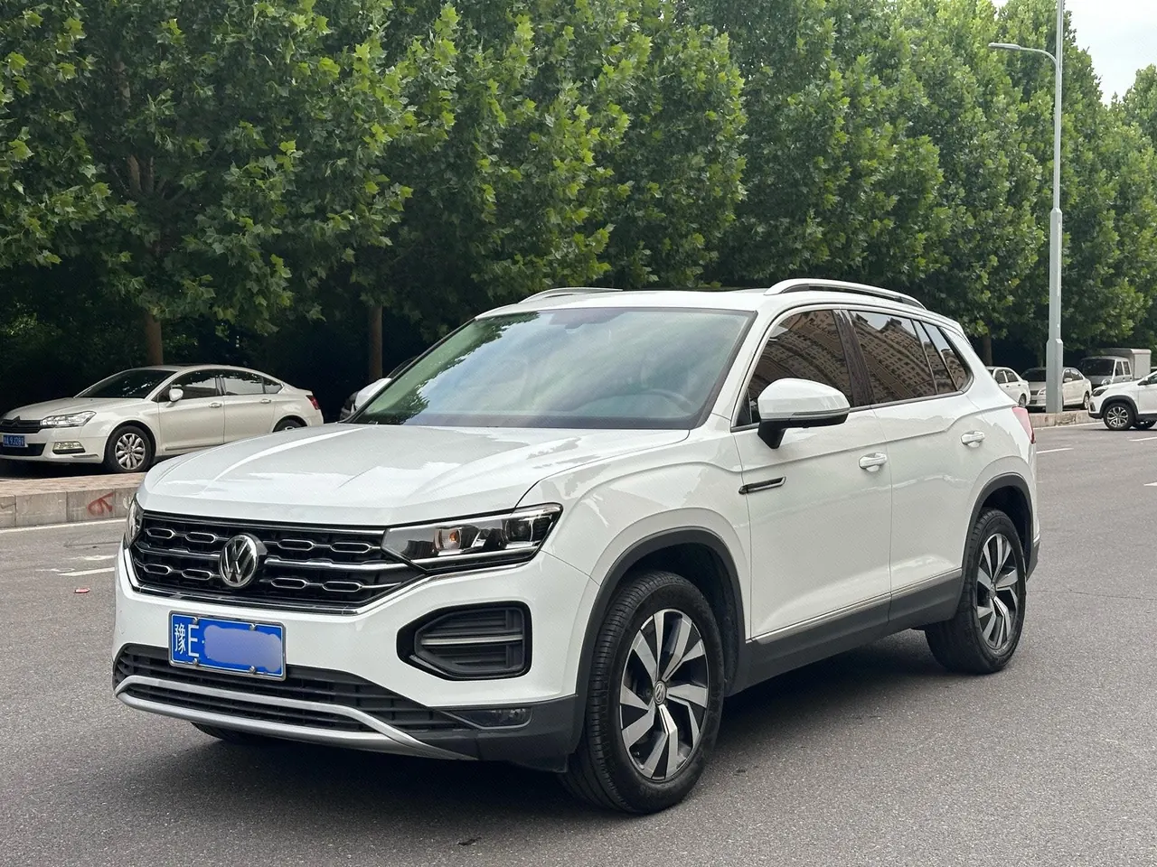 打开图片灯箱:Volkswagen 2020 Tanyue 2.0TSI 330TSI Two-Drive Deluxe Smart Joint Edition Automatic Gear