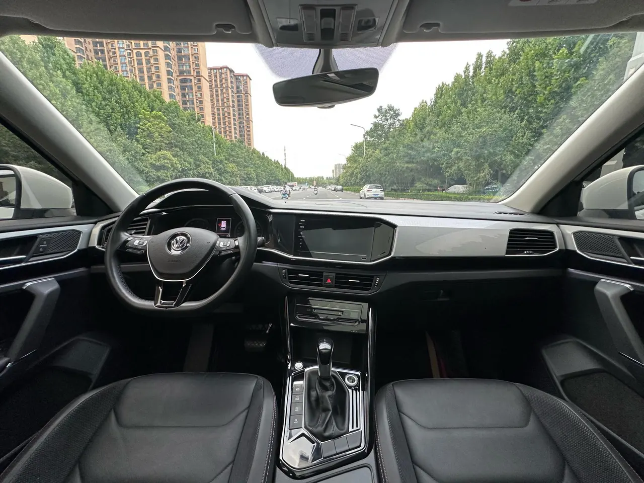 Volkswagen 2020 Tanyue 2.0TSI 330TSI Two-Drive Deluxe Smart Joint Edition Automatic Gear 5