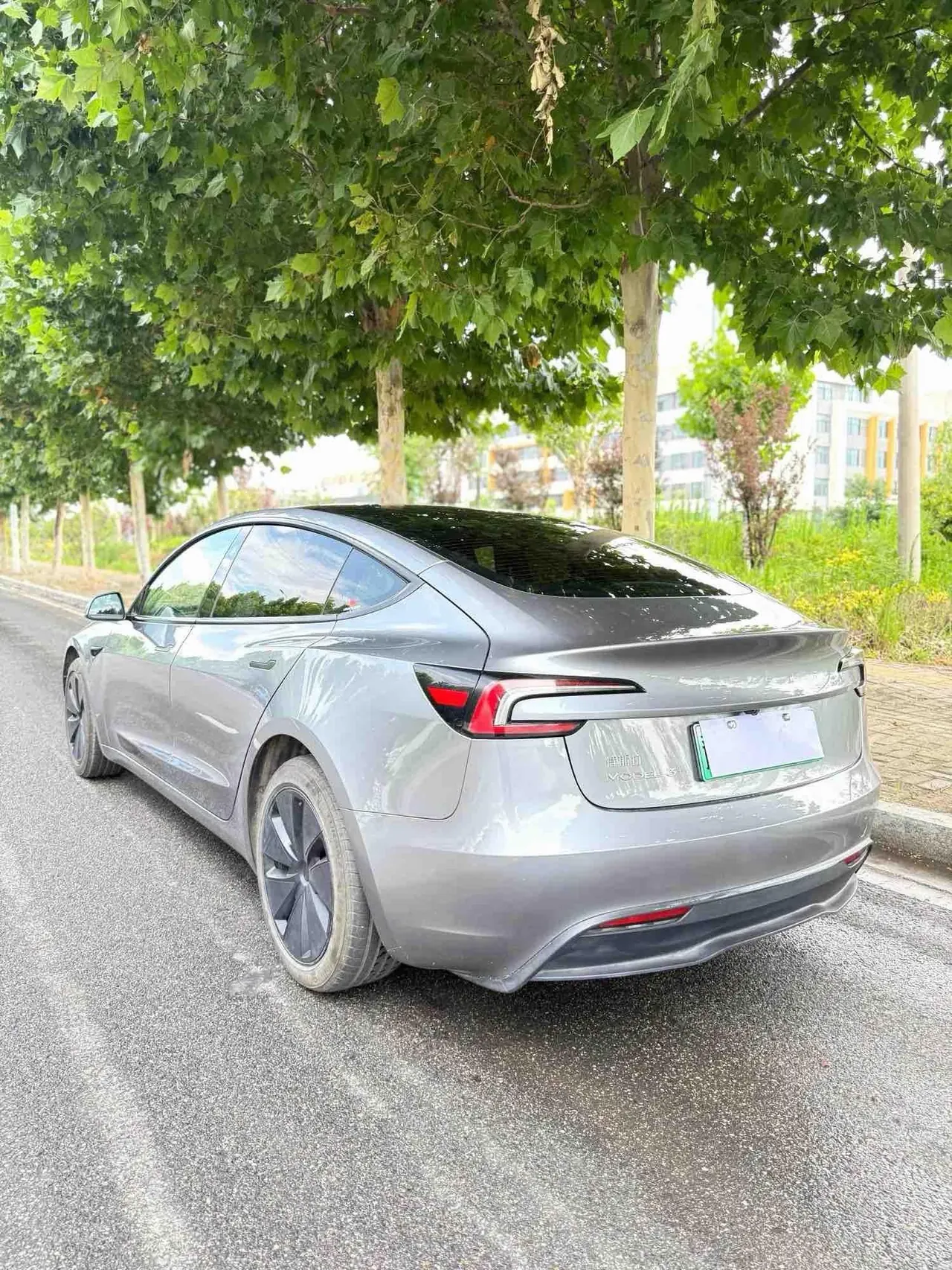 Tesla 2025 Model 3 long-life all-wheel drive automatic transmission 5