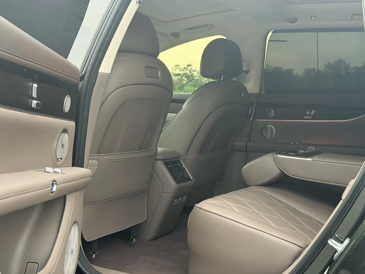 Luxeed 2025 S9T rear drive Max automatic gear 6