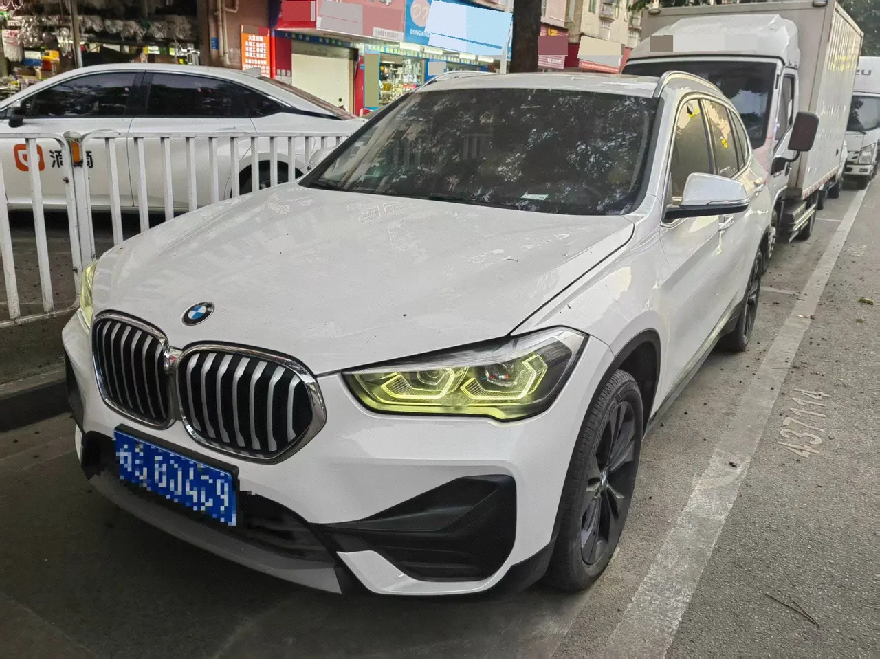 Open image lightbox: BMW 2020 X1 sDrive20Li 1.5T fashion automatic gear