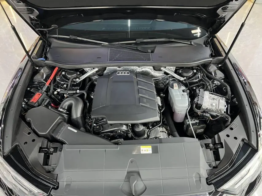 Audi 2021 A6L 2.0TFSI 45TFSI Quattro Selected Elegant Automatic Gear 6
