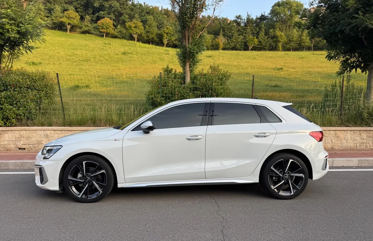 Audi 2022 A3 Sportback 1.4TFSI 35TFSI Fashion Sports Automatic 4