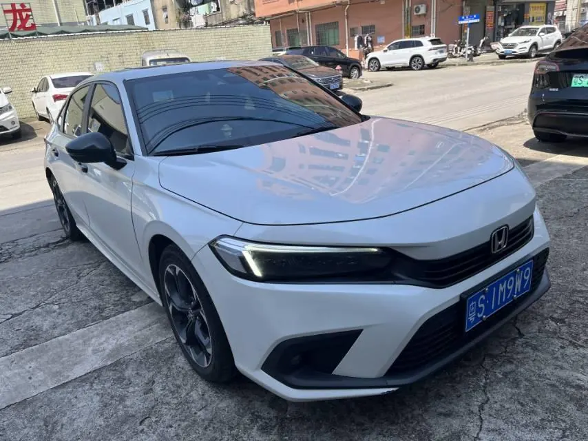 Honda 2022 Civic 1.5T Stepless 240TURBO Combustion Edition Automatic Gear 3
