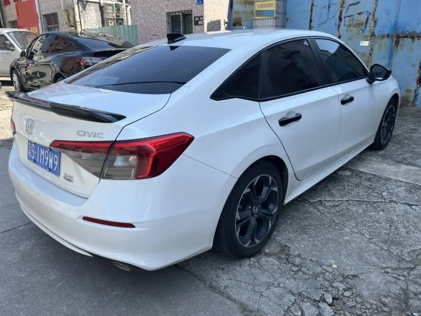 Honda 2022 Civic 1.5T Stepless 240TURBO Combustion Edition Automatic Gear 5