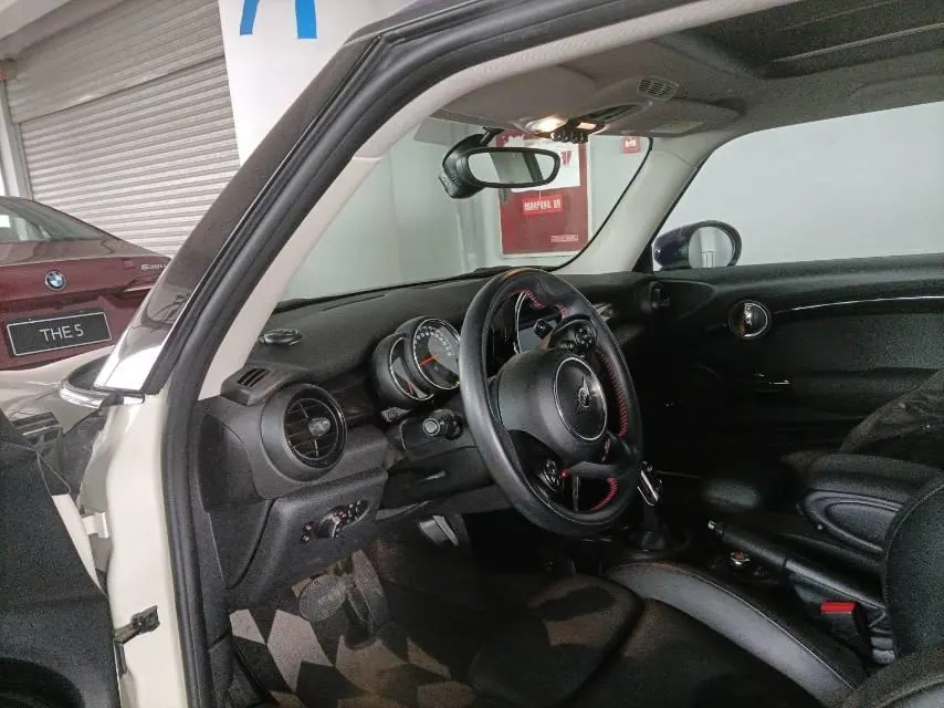 MINI Mini (imported) 2020 Mini Cooper S 2.0T classic automatic gear 3