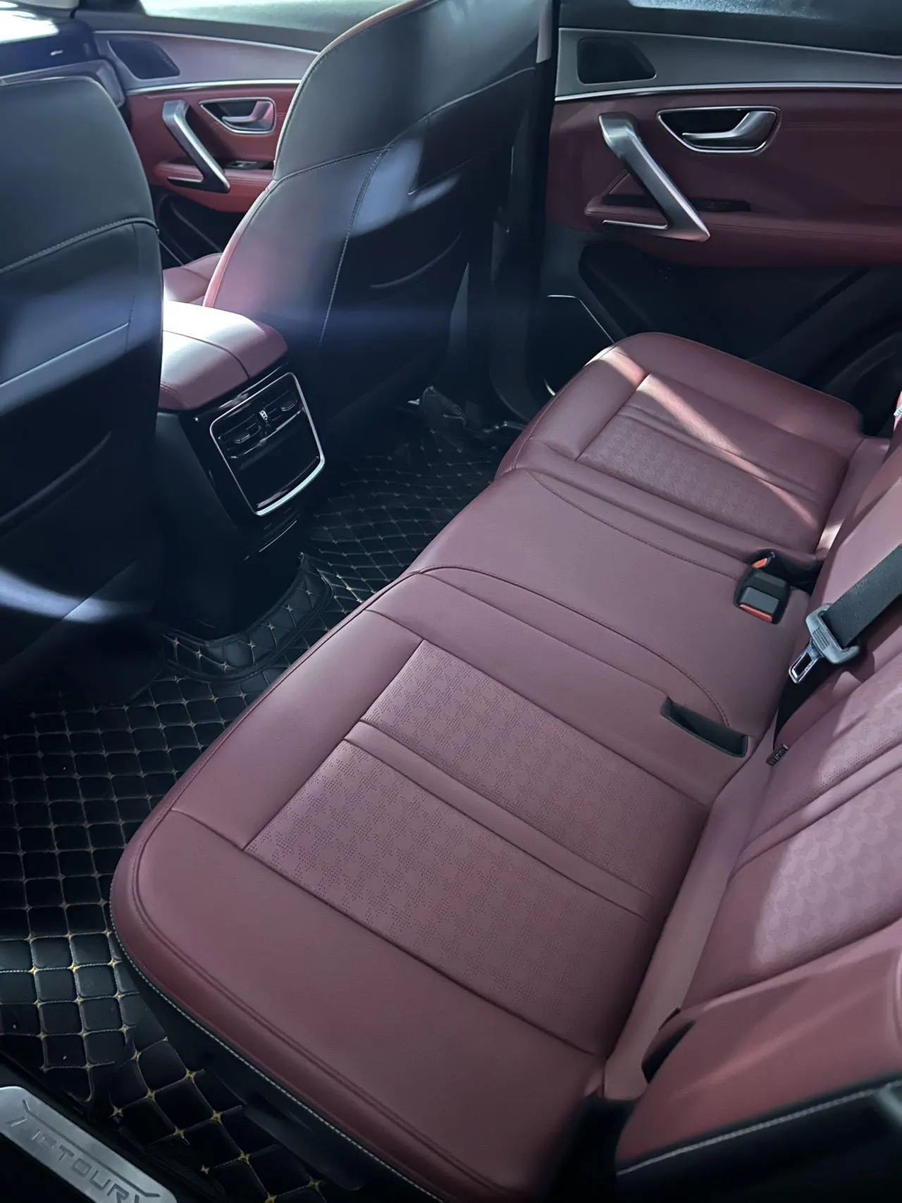 Jetour 2025 X70L 1.5TD Comfortable 7-seat Automatic 6
