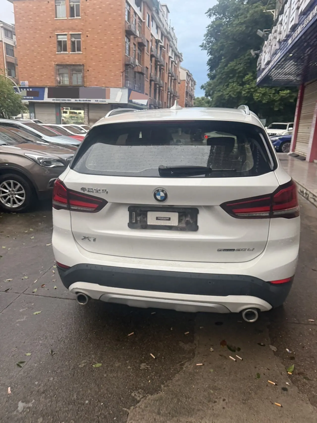 BMW 2020 X1 sDrive20Li 1.5T exclusive automatic gear 4