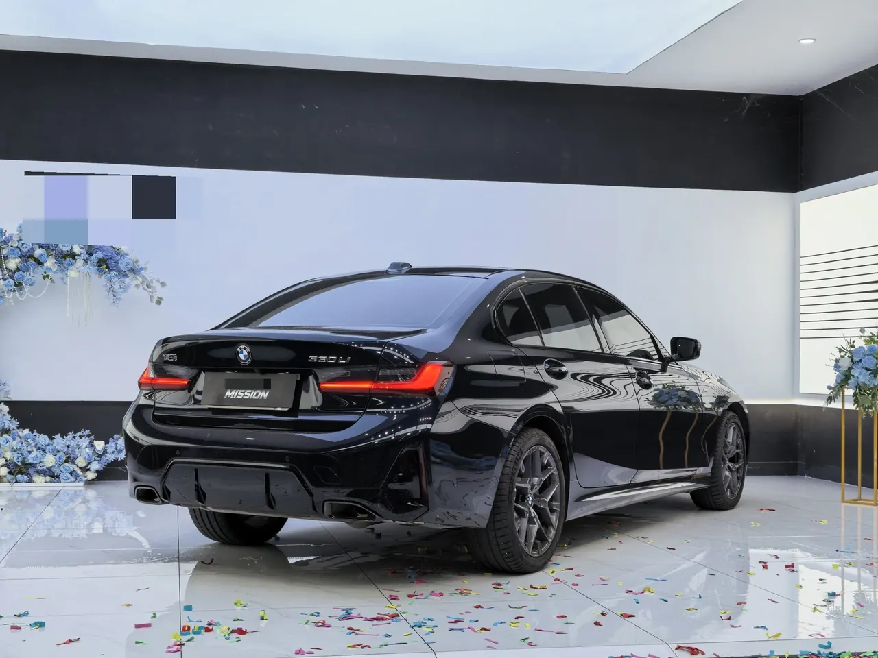 BMW 3 Series 2025 330Li 2.0T M Sports Obsidian Night Suit Automatic Gear 6