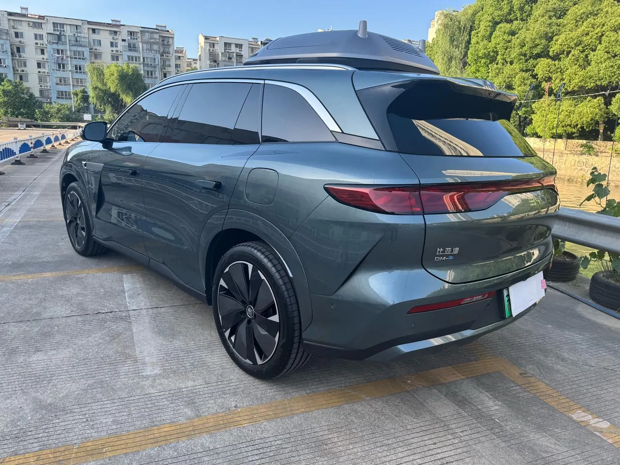 BYD 2025 Tang L DM 1.5T stepless 175KM unmanned aerial vehicle player version automatic gear 4