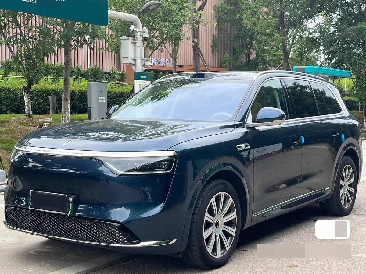 Open image lightbox: AITO 2025 AITO M8 Max Edition 53.4kWh 6-seat Edition Automatic Gear