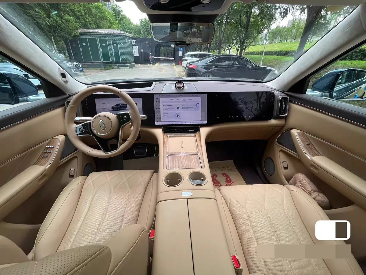 AITO 2025 AITO M8 Max Edition 53.4kWh 6-seat Edition Automatic Gear 2