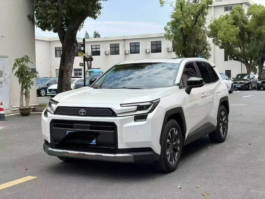 Open image lightbox: Toyota 2026 RAV4 Rongbo 2.0 Stepless Two-Drive Deluxe Automatic Gear