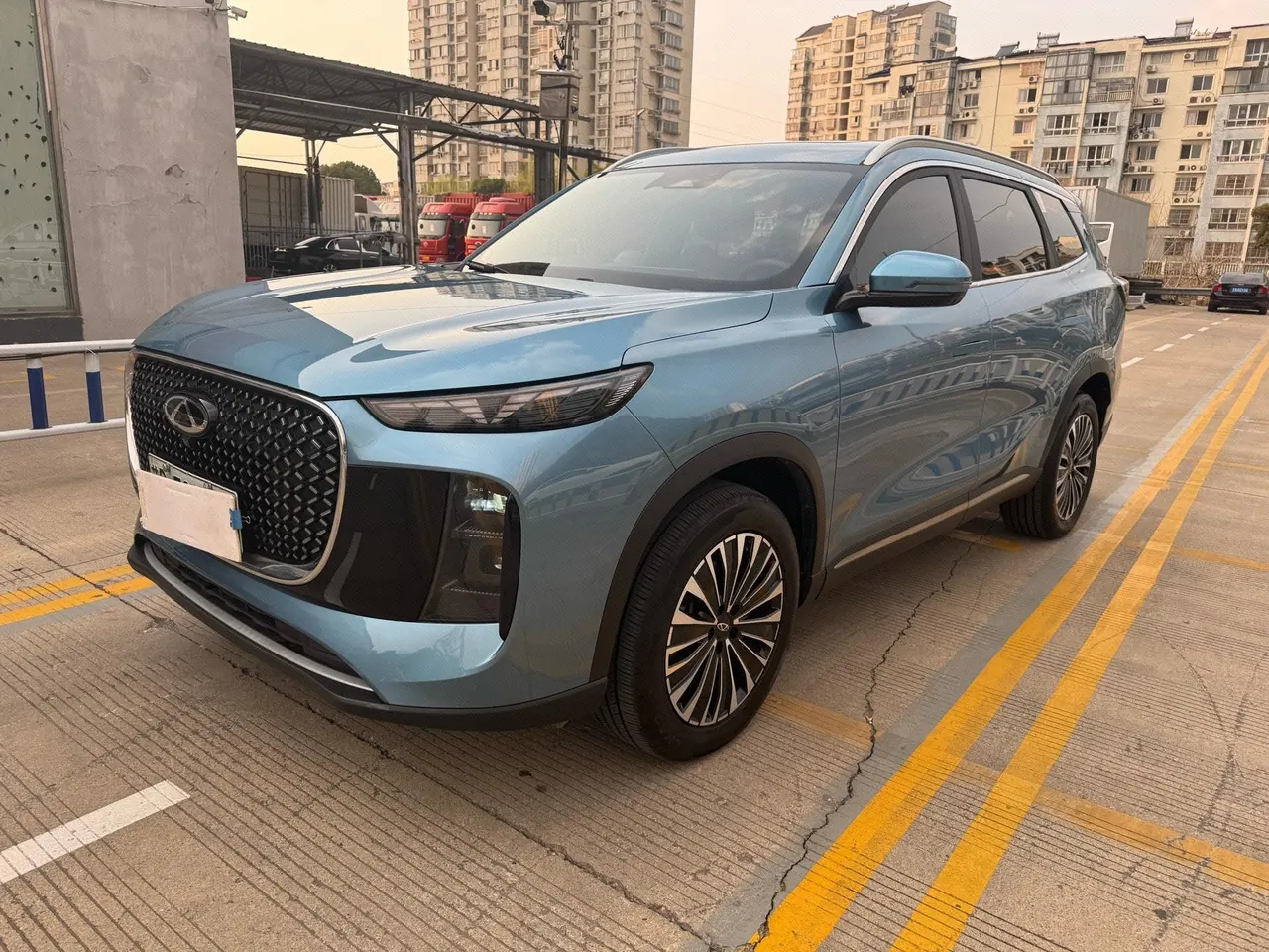 Open image lightbox: Chery 2025 Ruihu 8 PLUS C- DM 1.5T 90KM Honorable 5-seat Automatic Gear