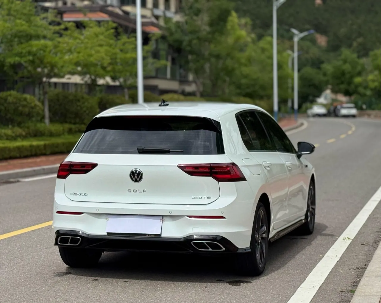 Volkswagen 2021 Golf 8 R-Line 1.4TSI 280TSI Automatic 7
