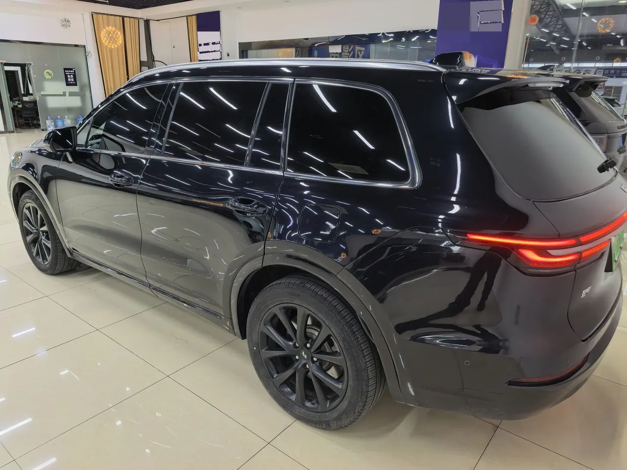 Li 2021 ONE 1.2T extended range 6-seat automatic gear 4