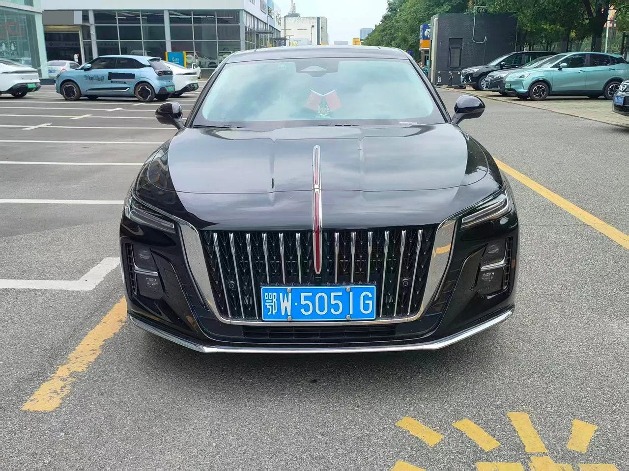 HongQi 2025 H5 2.0T Flag Chang 500000 Commemorative Automatic Gear 2