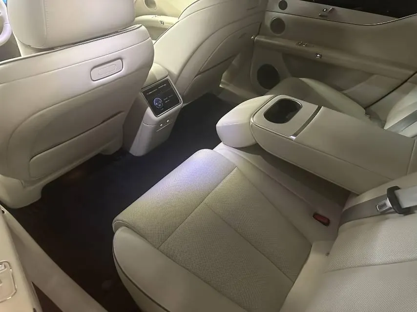Luxeed 2025 S9T four-wheel drive Ultra automatic transmission 3