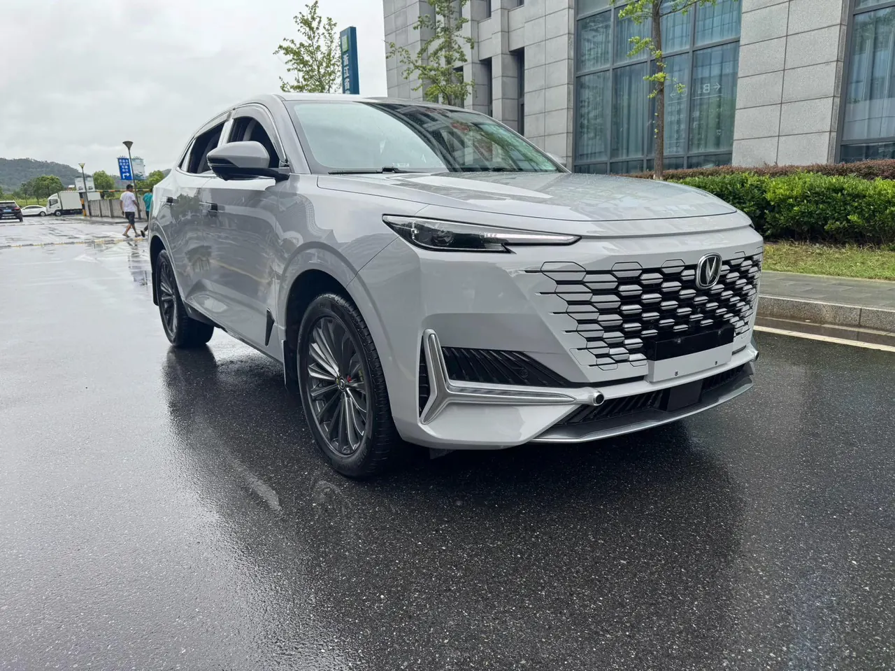 ChangAn 2021 UNI-K 2.0T Luxury Automatic 3