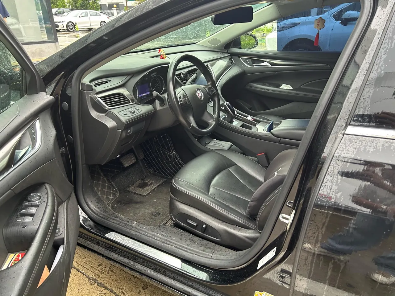 Buick 2021 LaCrosse 1.5T 552T Luxury Automatic Gear 3