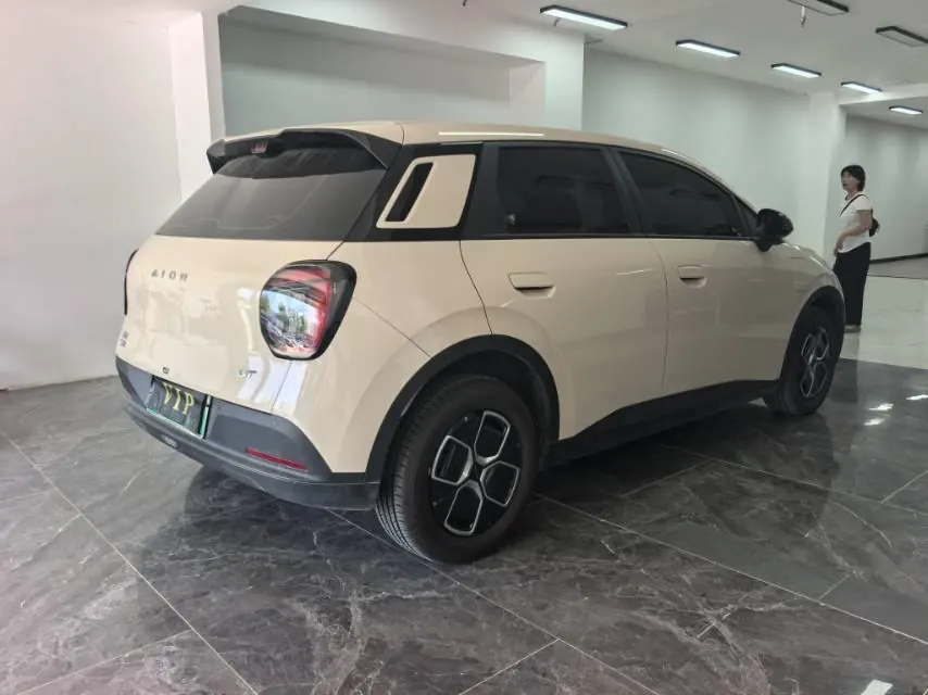 GAC Aion 2025 AION UT 420 Smart Edition Automatic Gear 2