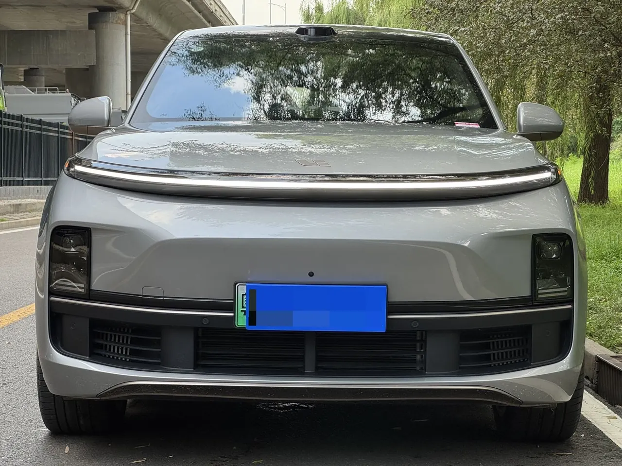 Li 2025 L9 Ultra Smart Refresh Edition Automatic Transmission 2