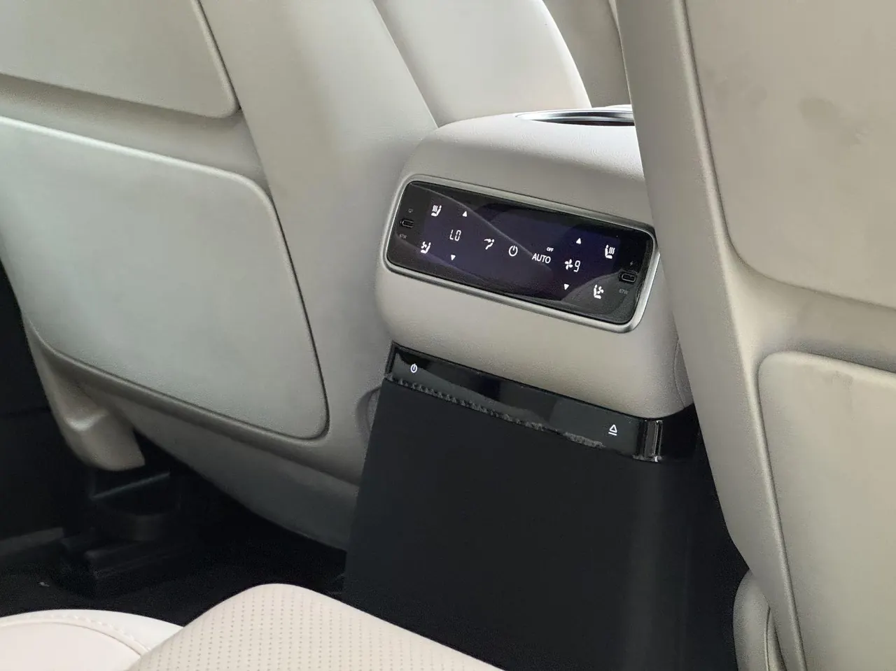 Li 2025 L9 Ultra Smart Refresh Edition Automatic Transmission 5