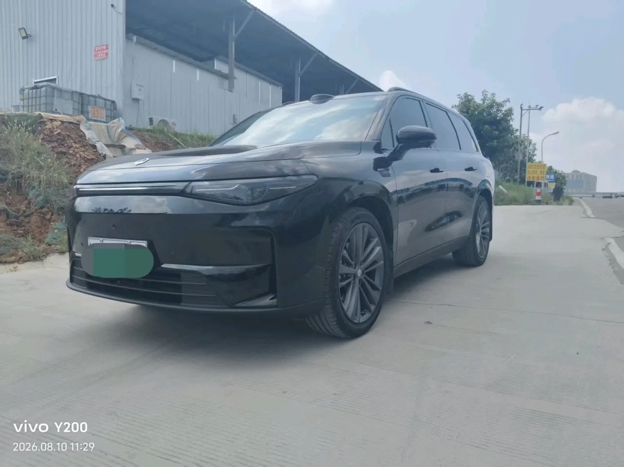 Open image lightbox: Leapmotor 2026 C 16 630 Laser Radar Zhizun Edition 6-seat Automatic Gear