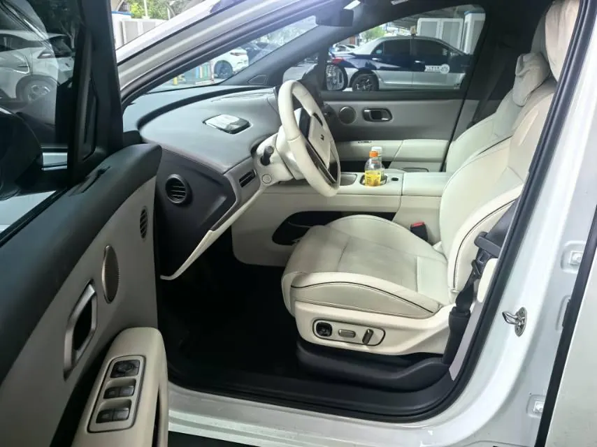 Li 2025 I 300.00g Drive Standard Edition Automatic Gear 3