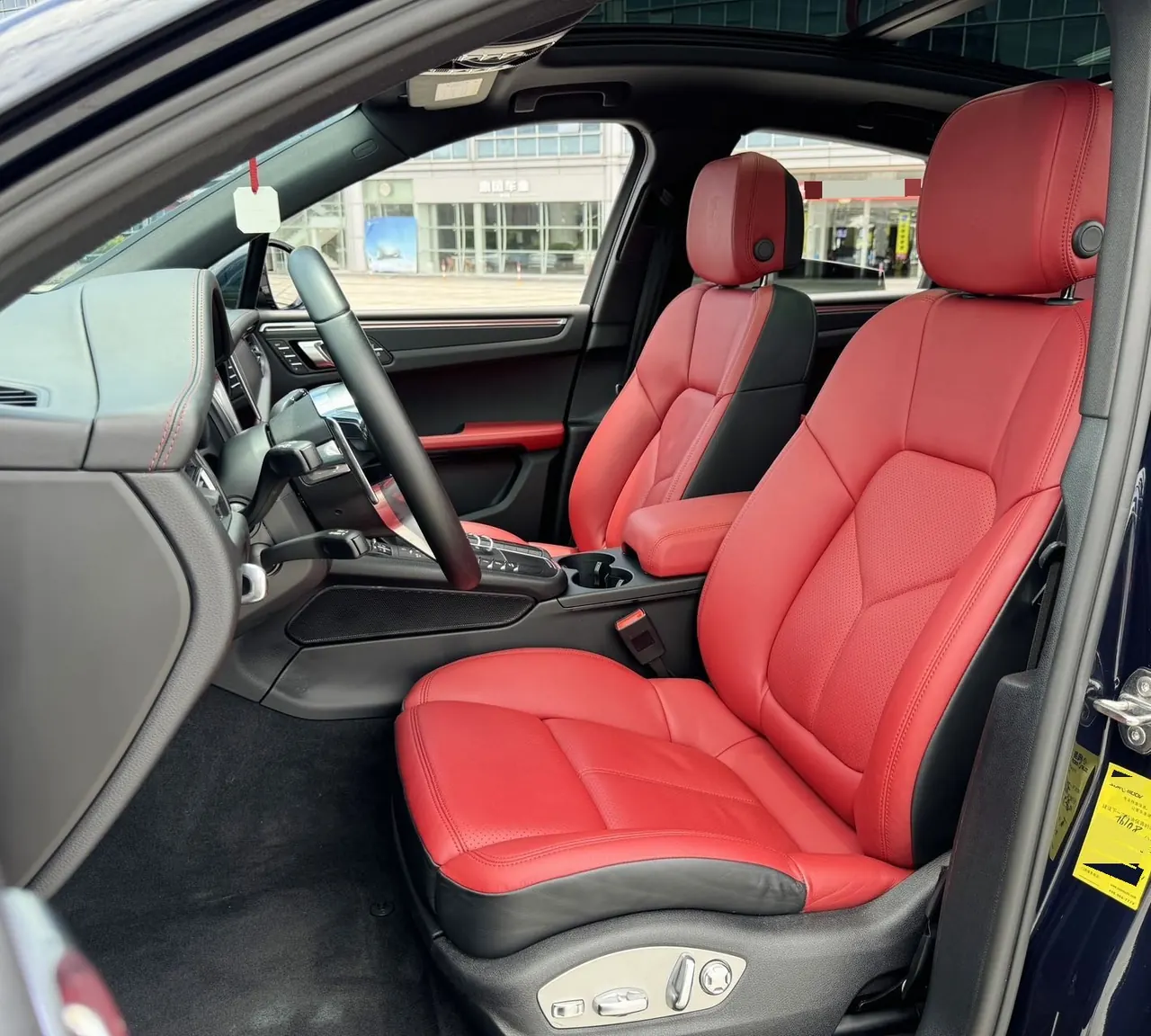 Porsche Macan (Imported) 2021 Macan 2.0T Automatic Gear 5