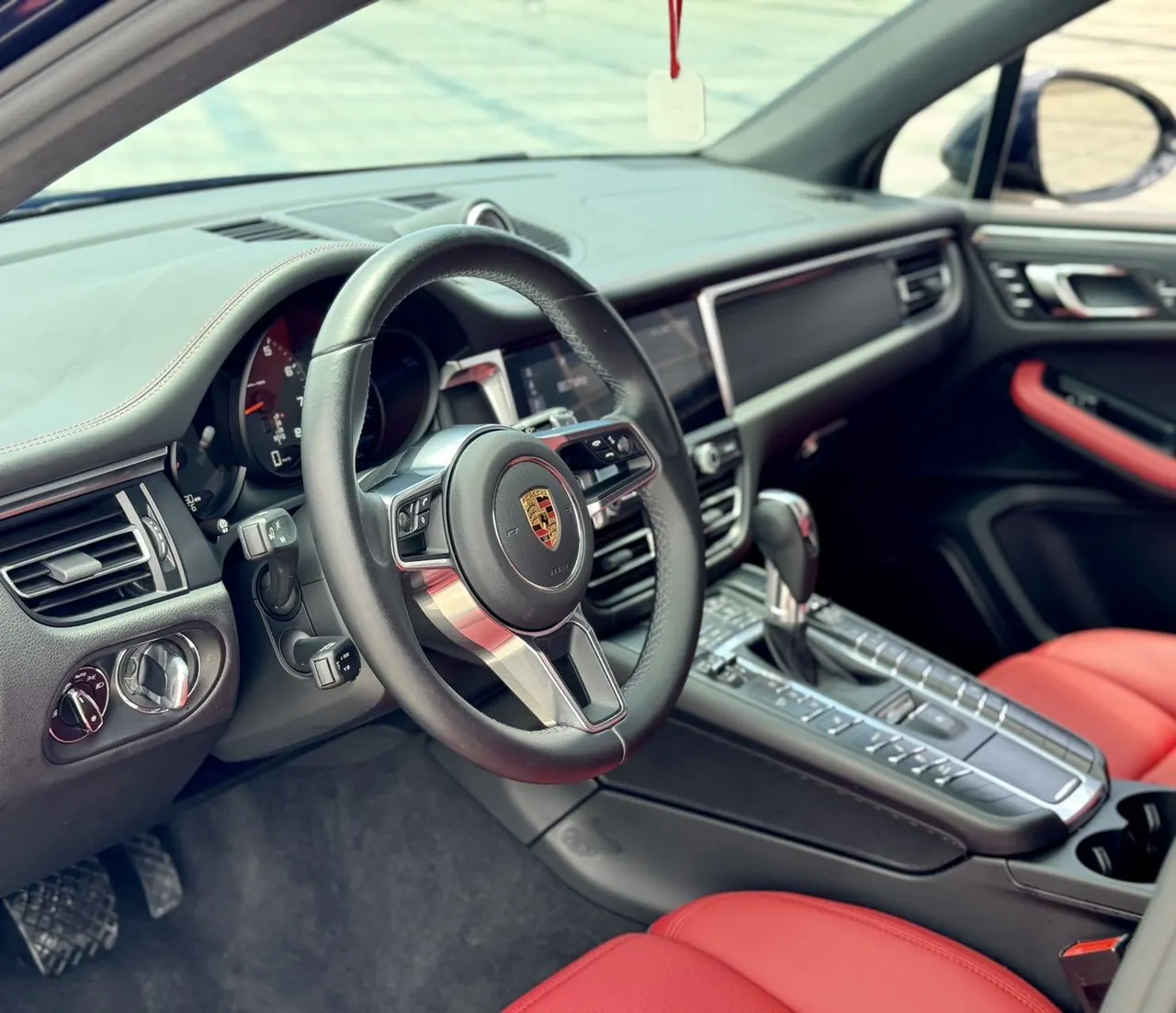 Porsche Macan (Imported) 2021 Macan 2.0T Automatic Gear 9