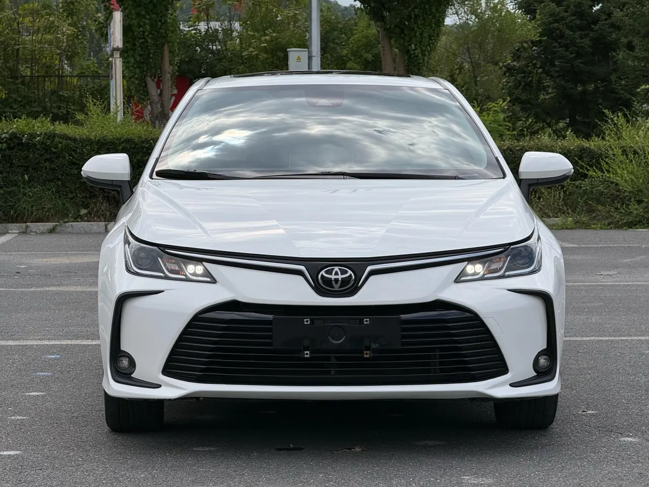 Toyota 2021 corolla 1.2T stepless elite PLUS version of automatic gear 2