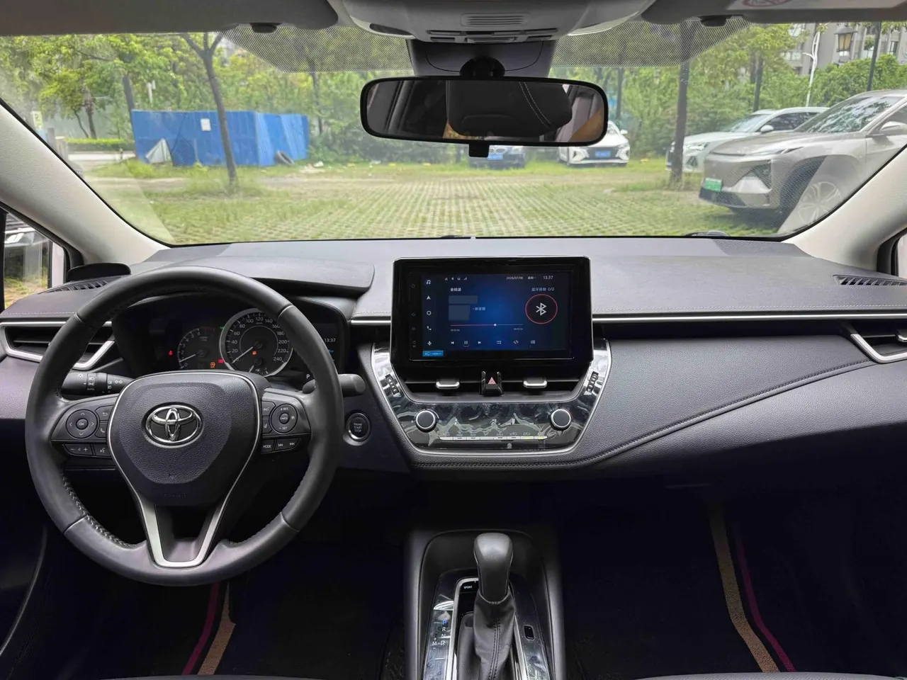 Toyota 2021 Corolla 1.2T Stepless Deluxe Edition Automatic Gear 14