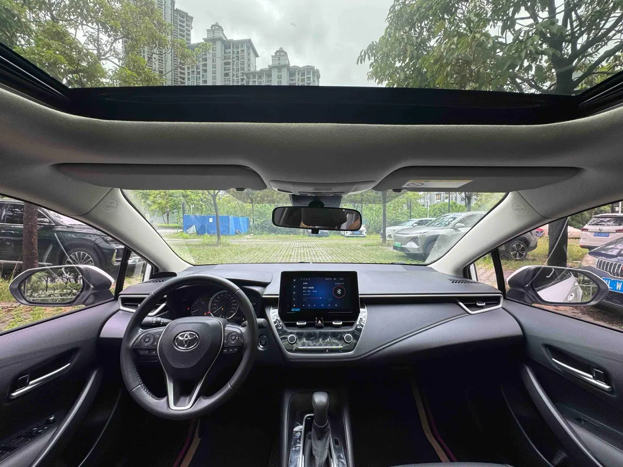 Toyota 2021 Corolla 1.2T Stepless Deluxe Edition Automatic Gear 15