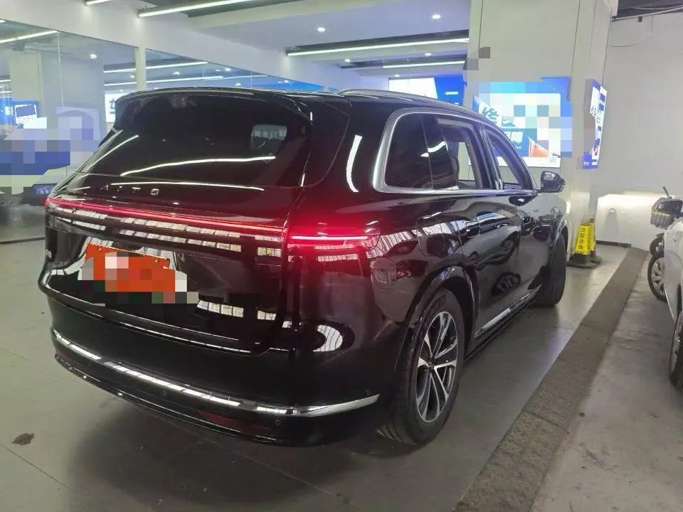AITO 2026 AITO M7 extended range Ultra 4-wheel drive version 5 (192-line laser Radar) automatic gear 5