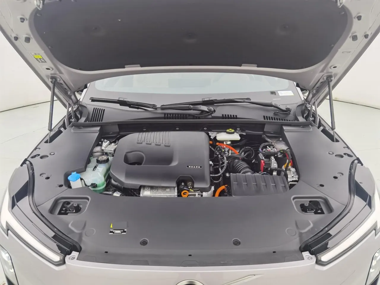 Volvo 2026 XC70 1.5T Two-Drive Long Endurance Core Automatic Gear 14