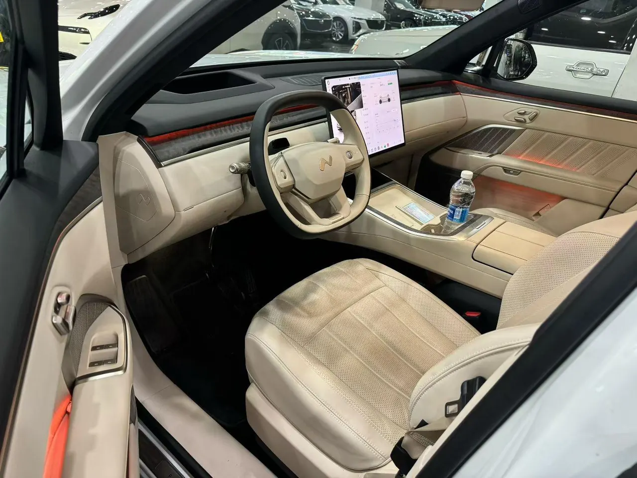 ONVO 2025 L90 Max six-seat automatic gear 5