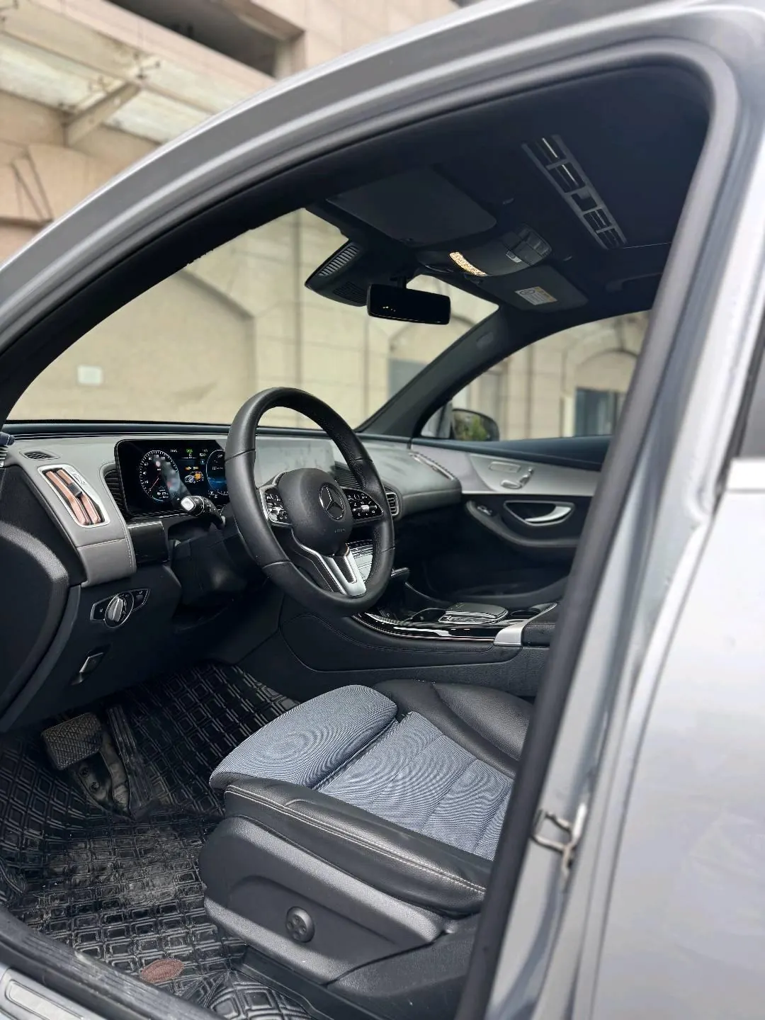 Mercedes Benz 2022 EQC 350 4MATIC EQC 350 4MATIC automatic gear 7