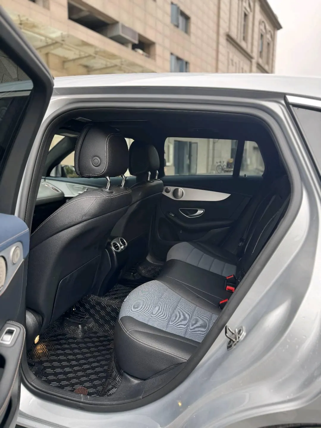 Mercedes Benz 2022 EQC 350 4MATIC EQC 350 4MATIC automatic gear 9