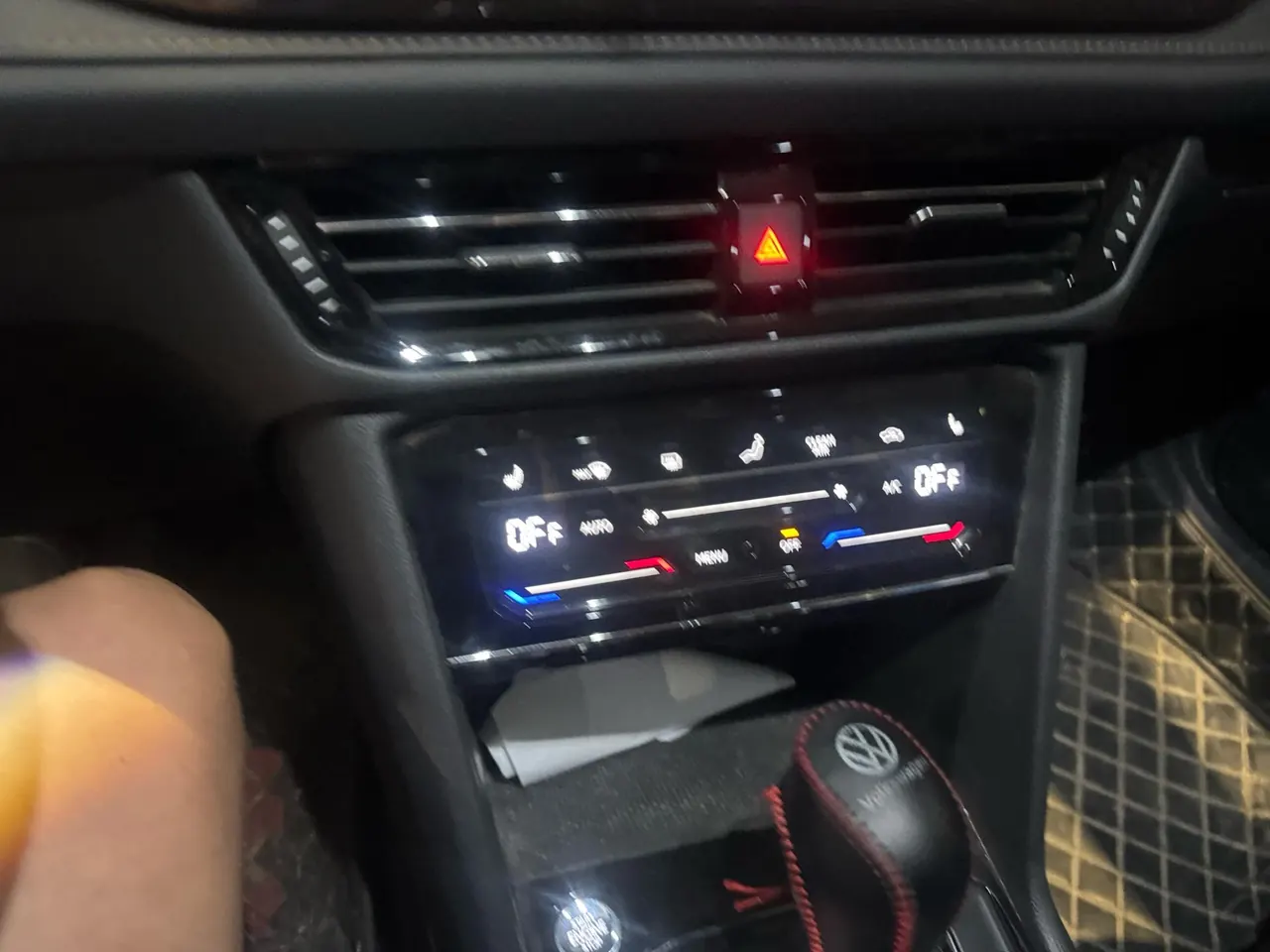 Volkswagen 2022 Tuyue 1.4TSI 280TSI Two-Drive Deluxe Automatic Gear 4