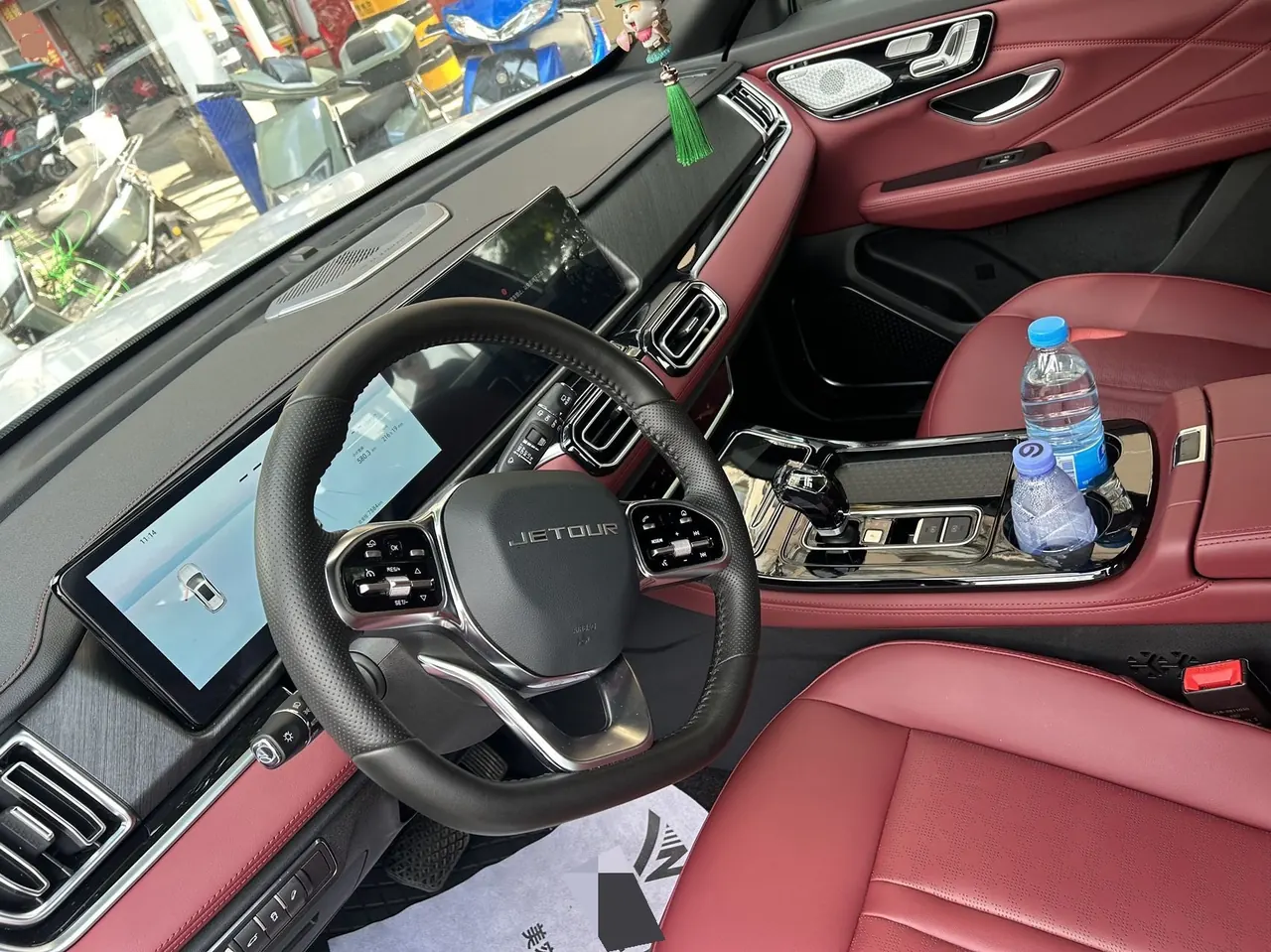 Jetour 2026 X70 PLUS 1.5T Luxury 7-seat Automatic Gear 4