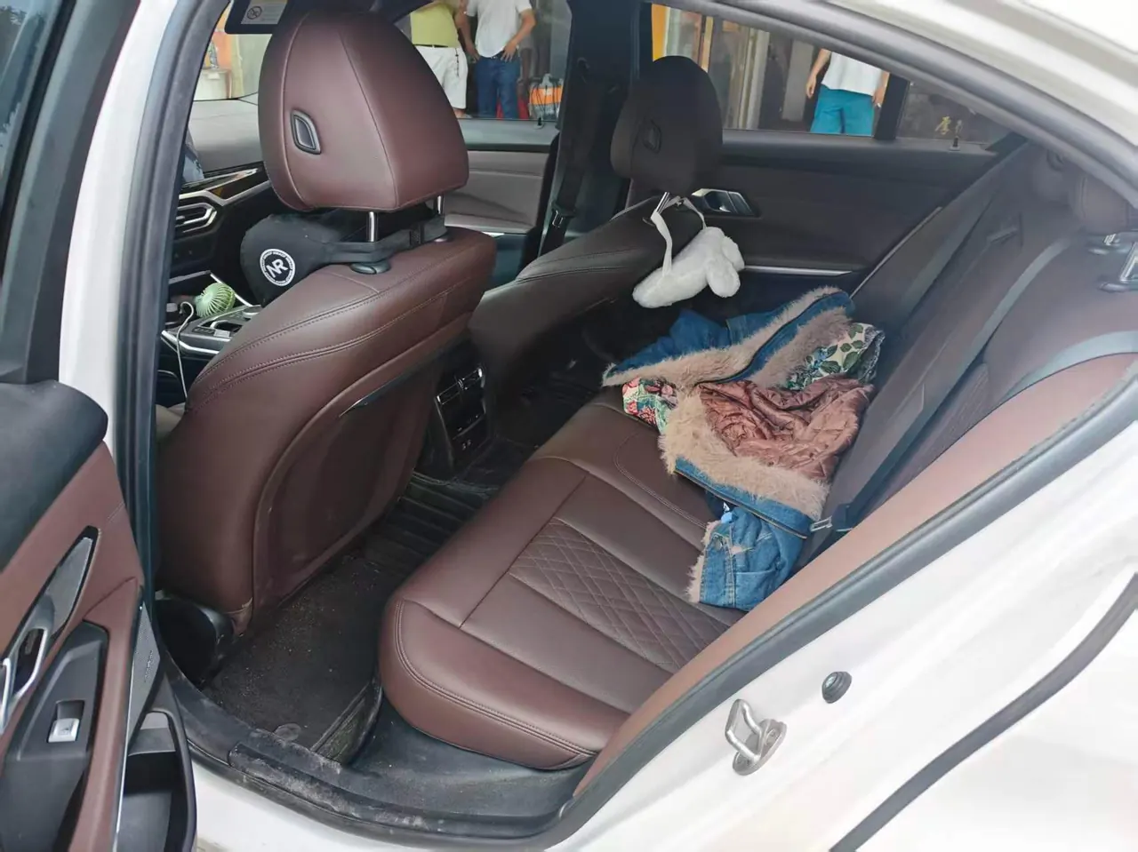 BMW 3 Series 2023 325i 2.0T M Sports Suit Automatic Gear 6