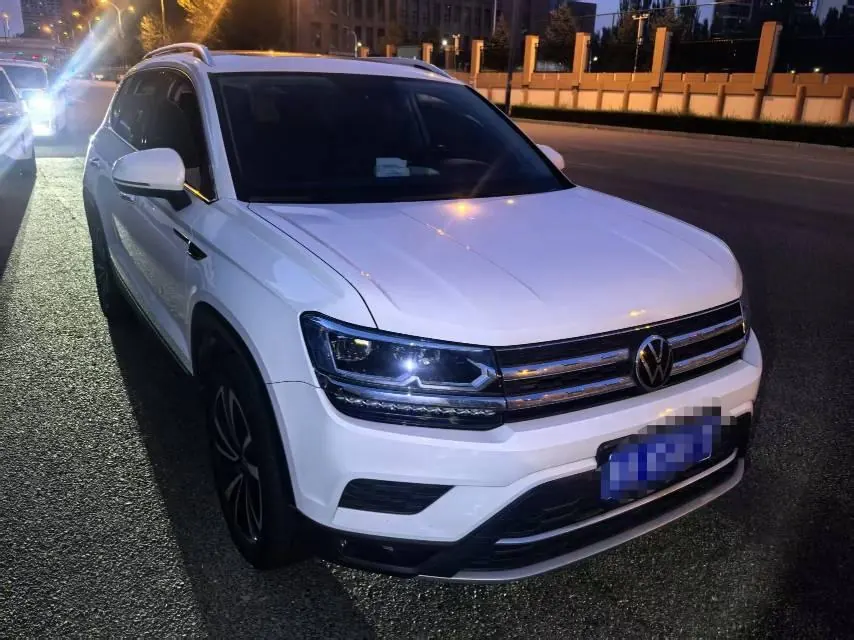 Volkswagen 2022 Tuyue 2.0TSI 330TSI Four-wheel Drive Deluxe Automatic Gear 2